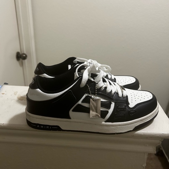 Amir! Top Low SneakersFree Shipping! Available to Negotiate Prices